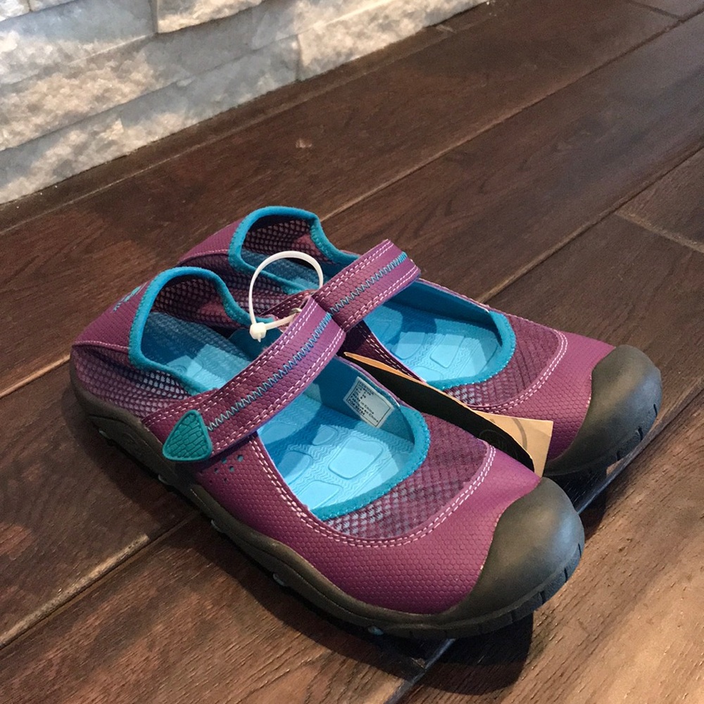 NWT KAMIK FESTIVA WATER SHOES